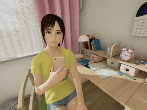 Jangan sekali-kali berusaha mengintip isi smartphone Hikari tanpa izin!