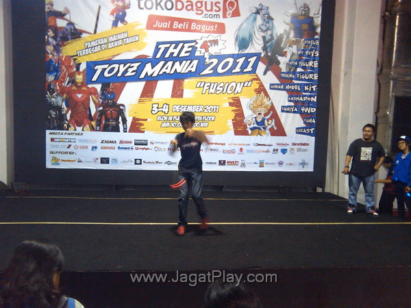 news the 4th toyz mania 2011 jagatplay 003