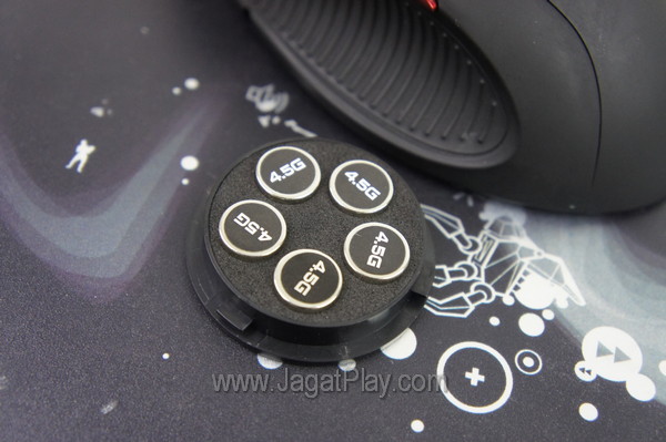 Asus ROG Mouse GX 900 13
