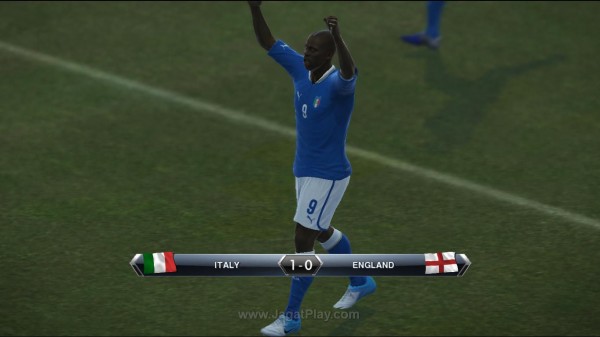pes2013 2012 08 06 16 12 23 15