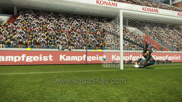 pes2013 2012-10-03 19-42-31-64_R pes2013 2012 10 03 19 42 31 64 R