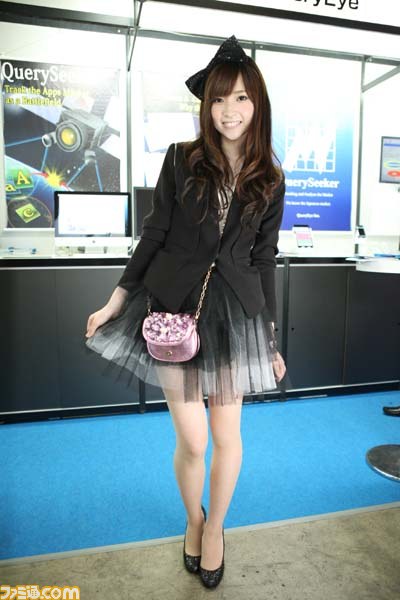 tgs 2013 booth babes12
