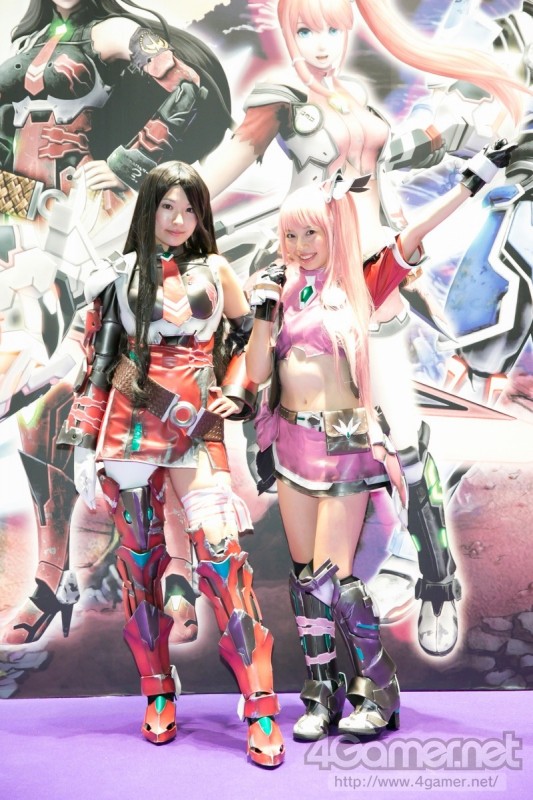 tgs 2013 booth babes13