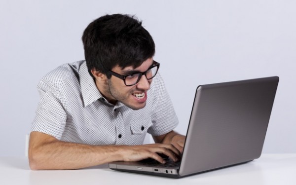 Fanboy Terhadap Konsol dan PC Sama Seperti Jatuh Cinta? 1 fanboy1