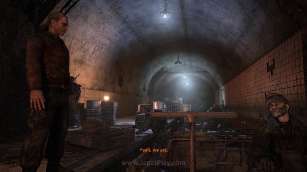 Review Metro Redux: Lompatan Visual! 3 Sedangkan ini merupakan model karakter di versi original.