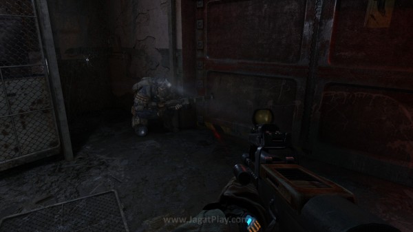 Review Metro Redux: Lompatan Visual! 8 Metro 2033 Redux JagatPlay (3)