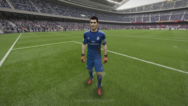 FIFA 15 Kick Off (In Menus)_23