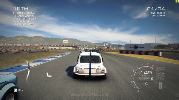 Balapan sirkuit terbuka membantu peningkatan framerate