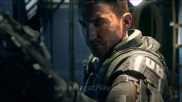 Call of Duty: Black Ops 3 tetap akan dirilis untuk Playstation 3 dan Xbox 360. Tentu saja dengan pengurangan beberapa fitur dari versi konsol saat ini dan PC. 