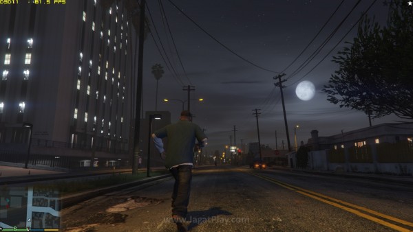 GTA5_2015_04_15_19_50_29_454