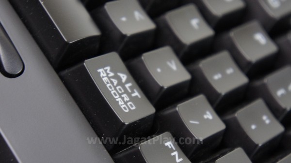 Untuk Anda yang butuh akses cepat, ada tombol ekstra 