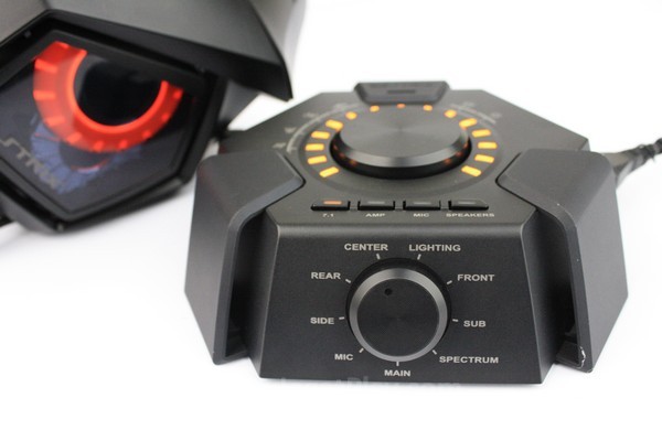 Review STRIX 7.1: Headphone Gaming Kelas Atas! 1 Audio Station sangat membantu penggunaan semua fitur headphone