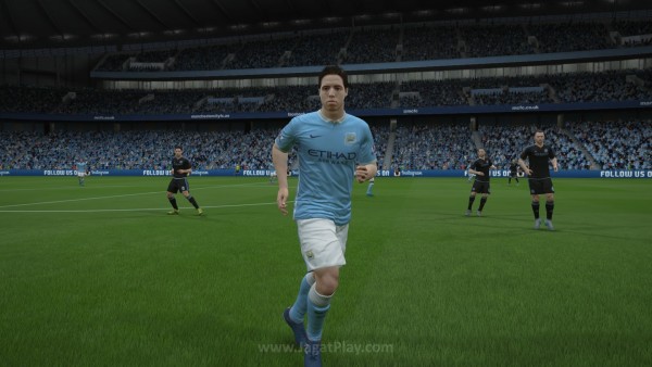 FIFA 16 Kick Off (In Menus)