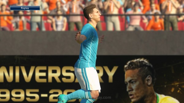 Pro Evolution Soccer 2016_20150922160344
