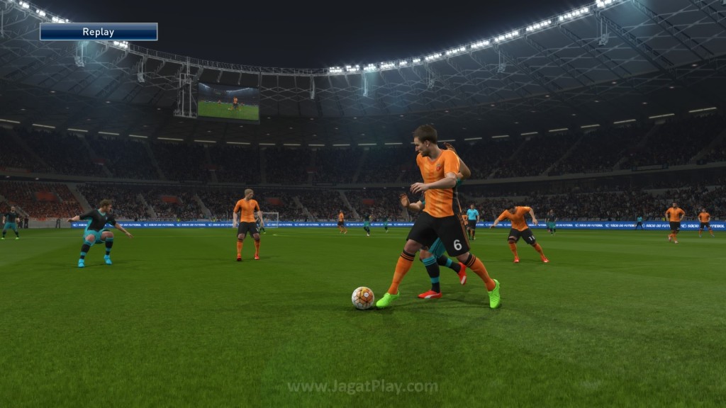 Preview Pro Evolution Soccer 2016 Pelan tapi Pasti
