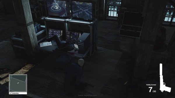 Review Hitman: 1001 Cara Menghabisi Nyawa! 11 AI-nya sendiri tak bisa dibilang bagus.