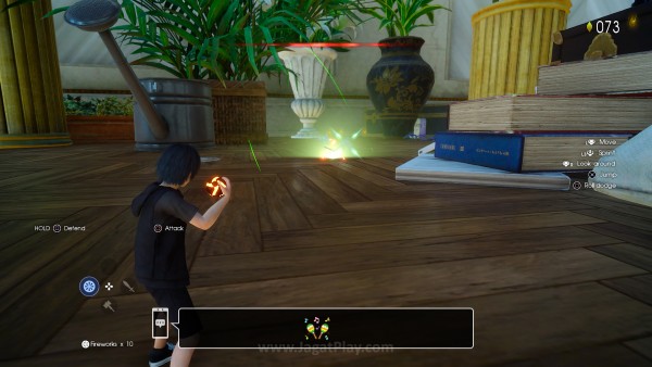 Menggunakannya seperti melemparkan granat di game-game third person shooter.