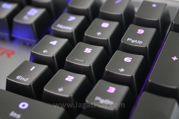 Review Viper V760: Tangguh dan Dapat Diandalkan! 4 Jumlah tombol mekanik yang ditemui di sini cukup komplit, sampai mencakup Numpad