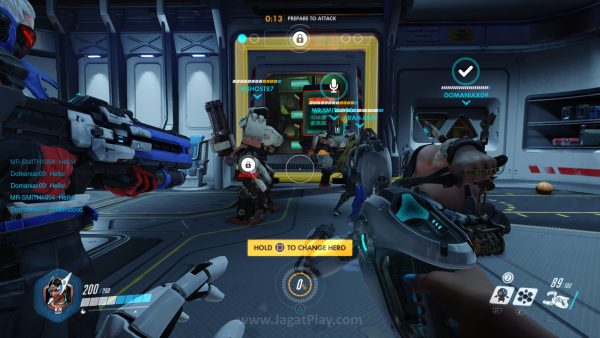 Menjajal Beta Overwatch: Adiktif dan Fun! 2 Karakter-karakter ini terasa berbeda tak hanya dari tampilan visual saja, tetapi juga kepribadian dan bahasa yang mereka gunakan.