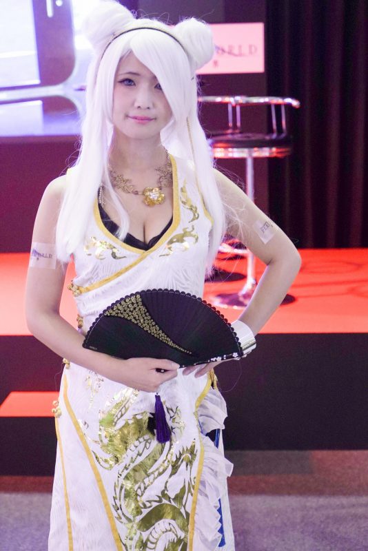jagatplay-tgs-2016-booth-babes-37