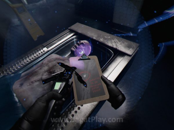 Menggunakan gadget tepat dengan fungsi spesifik jadi bagian utama gameplay.