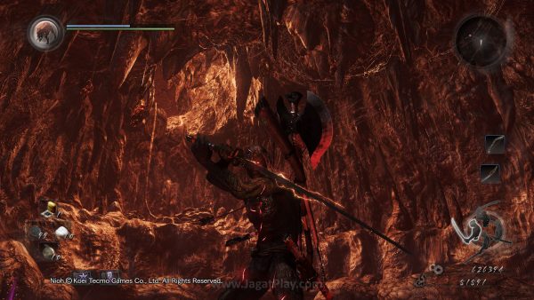 Review NIOH: Lahir dengan Identitas Kuat! 8 Anda bisa menggunakan Glory Points untuk membeli skin karakter berbeda.