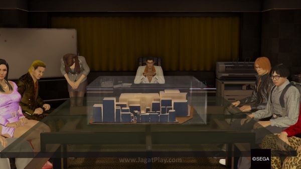 Review Yakuza 0: Serius Tapi Santai! 11 Meta-game diperkenalkan untuk memfaslitasi kebutuhan uang yang sangat besar tersebut. Kiryu bisa mengejar karir di bisnis real-estate sebagai sampingan.