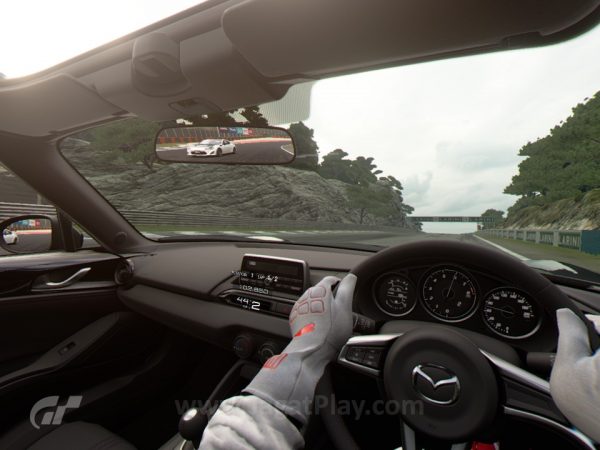 Mode VR-nya terbatas.