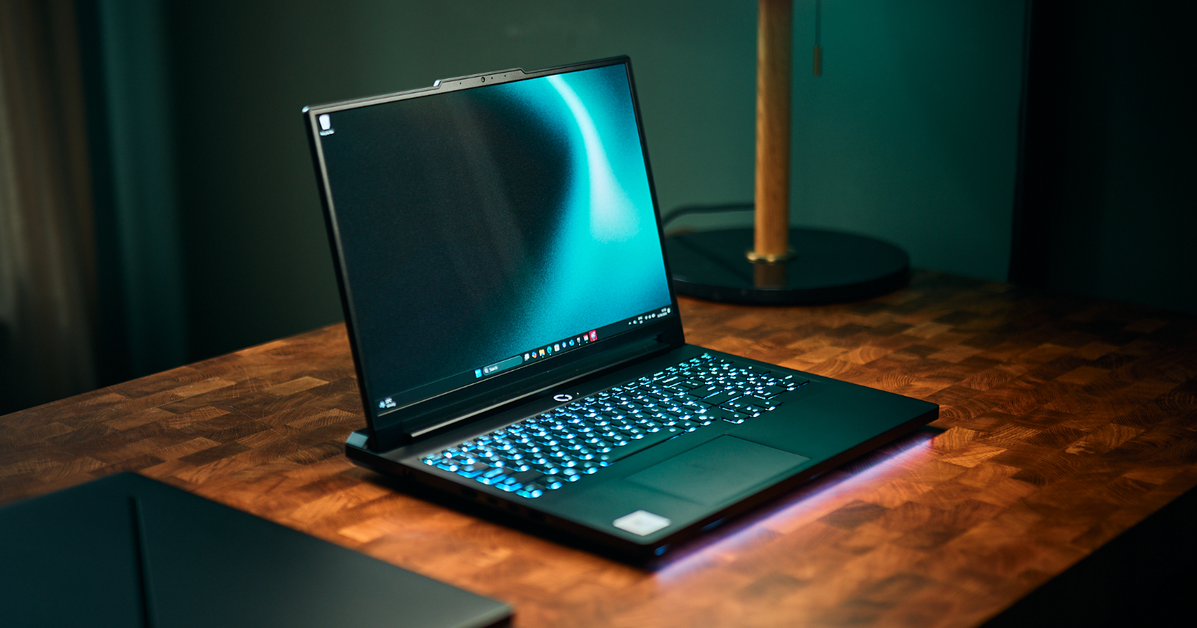 Lenovo Refresh Legion Pro 7i Dengan Upgrade CPU & Lonjakan Harga 4 lenovo legion pro 7i